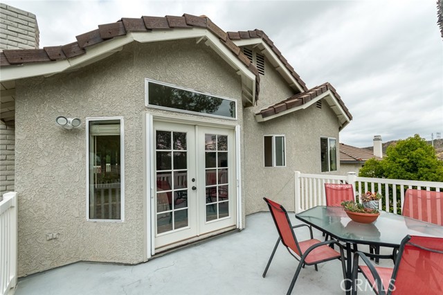 21714 Agajanian Lane, Saugus CA: https://media.crmls.org/medias/95a49e24-cd70-474f-8be0-169352d568e2.jpg