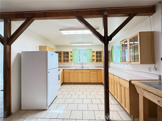 4943 Yaqui Gulch Road, Mariposa CA: https://media.crmls.org/medias/95a4ac93-1c39-4038-b4c9-a1899983205b.jpg