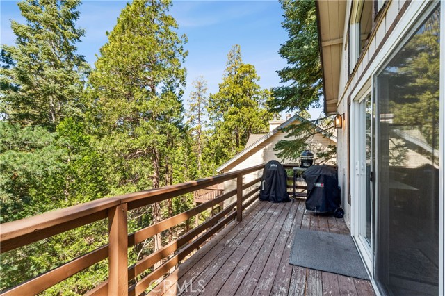 Detail Gallery Image 35 of 47 For 460 Pioneer Rd, Lake Arrowhead,  CA 92352 - 3 Beds | 1/2 Baths