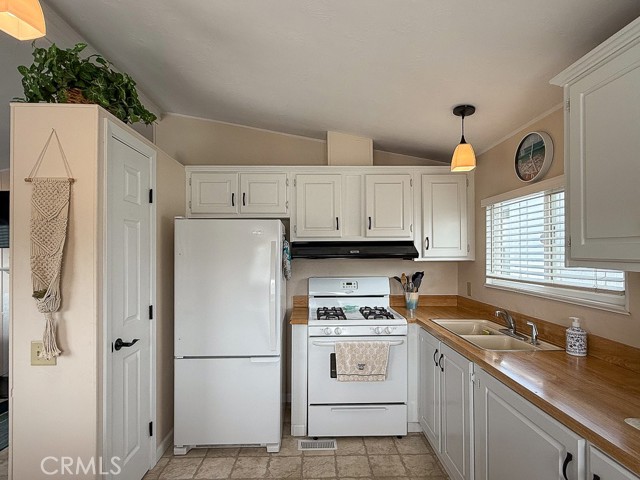 Detail Gallery Image 10 of 23 For 9540 Avonne Ave #44,  San Simeon,  CA 93452 - 2 Beds | 1 Baths