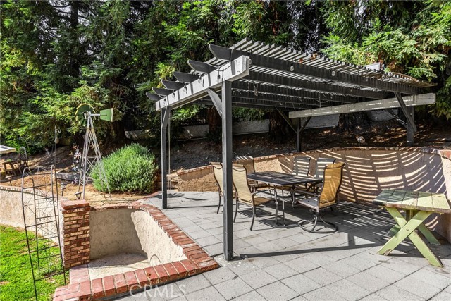 37308 Ironwood Drive, Yucaipa CA: https://media.crmls.org/medias/95a5475b-0cf2-47e3-984d-f94a1297cb74.jpg