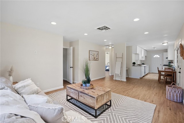 Detail Gallery Image 4 of 19 For 13546 Evelyn, Red Bluff,  CA 96080 - 3 Beds | 2 Baths