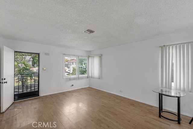 Detail Gallery Image 10 of 24 For 280 Macdonald St, Pasadena,  CA 91103 - 2 Beds | 1 Baths