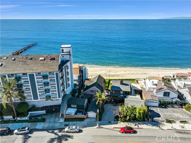 Detail Gallery Image 19 of 22 For 613 Esplanade, Redondo Beach,  CA 90277 - 6 Beds | 1 Baths