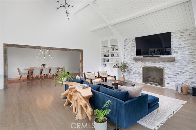 Detail Gallery Image 17 of 71 For 28933 Wagon Rd, Agoura Hills,  CA 91301 - 4 Beds | 5 Baths