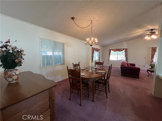 39737 Road 274, Bass Lake CA: https://media.crmls.org/medias/95a8abdd-3240-4e08-875e-56332b4eba12.jpg