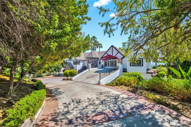 Detail Gallery Image 7 of 54 For 1532 Kensing Ln, North Tustin,  CA 92705 - 5 Beds | 6/2 Baths
