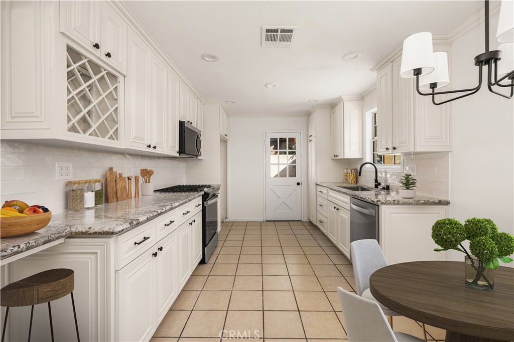 MLS #WS25259195 image #7