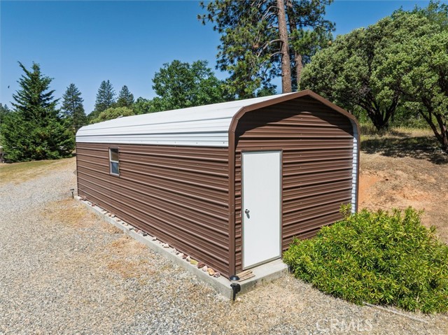 34133 Keller Road, North Fork CA: https://media.crmls.org/medias/95a9c1b3-9494-47d6-9760-5f46539127f6.jpg