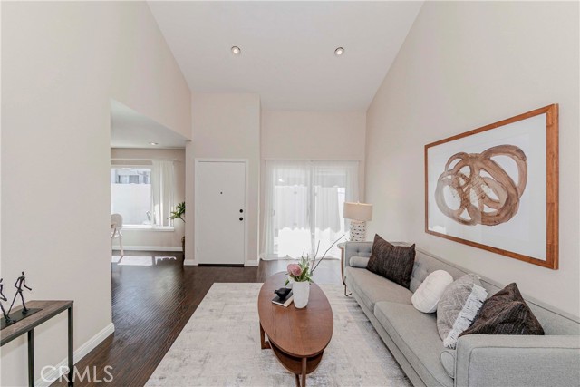 Detail Gallery Image 11 of 50 For 2422 Coventry Cir #47,  Fullerton,  CA 92833 - 3 Beds | 1/1 Baths