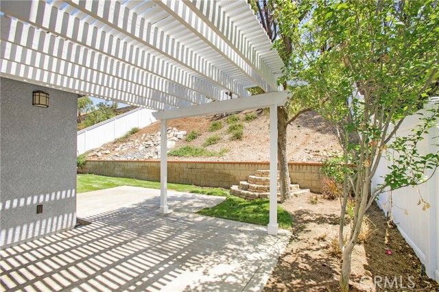 15 Calle Albarda, Rancho Santa Margarita CA: https://media.crmls.org/medias/95aa4385-c687-4f56-8b34-bd7e083c1a77.jpg