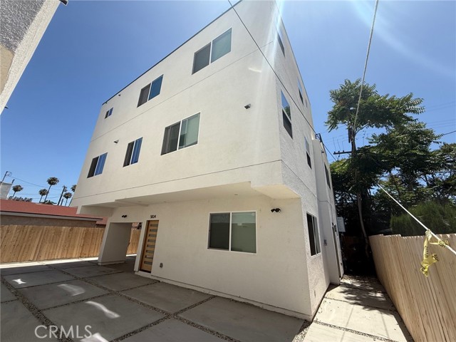 5836 Ernest Avenue, Los Angeles CA: https://media.crmls.org/medias/95aa7b4a-5868-4b85-b48e-4be60de0bef7.jpg