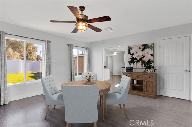 14573 Gayhead, Apple Valley CA: https://media.crmls.org/medias/95aacfe9-3980-4676-b253-7a45b7d50469.jpg