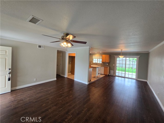 Detail Gallery Image 3 of 33 For 6792 Sylvia Dr, Huntington Beach,  CA 92647 - 4 Beds | 2 Baths