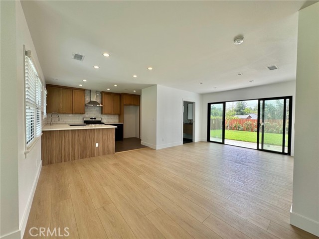 Detail Gallery Image 6 of 21 For 380 W Palm Dr, Arcadia,  CA 91007 - 3 Beds | 2 Baths