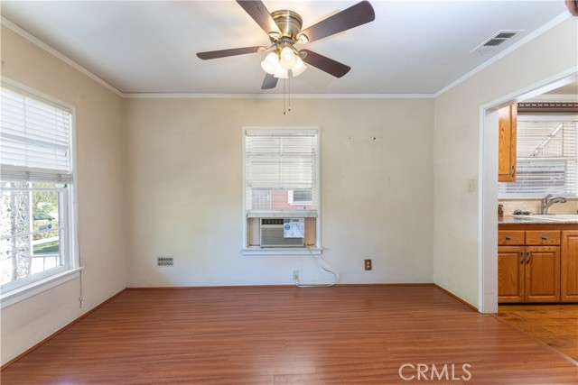 3139 Chestnut Avenue, Long Beach CA: https://media.crmls.org/medias/95ac565b-8dc0-4aeb-a7cb-b41c5292c2ba.jpg