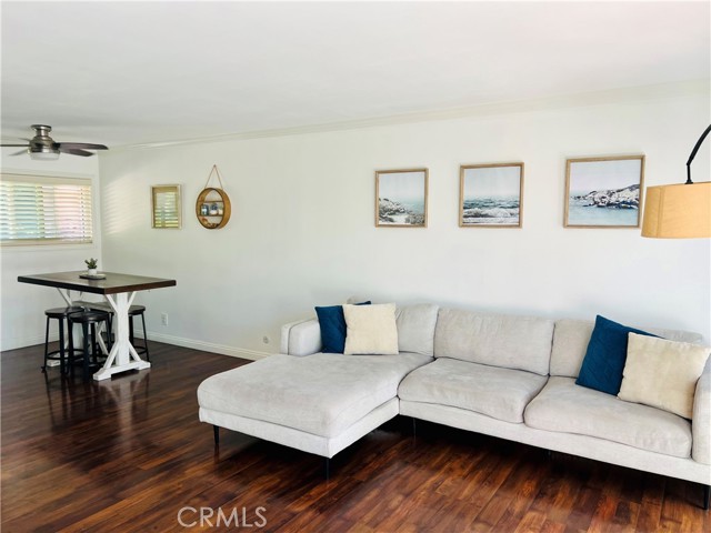 Detail Gallery Image 2 of 16 For 2235 W 25th #103,  San Pedro,  CA 90732 - 1 Beds | 1/1 Baths