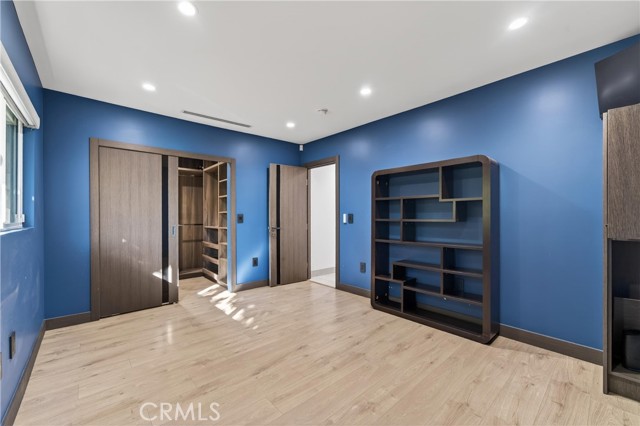 Detail Gallery Image 43 of 62 For 20431 Germain, Chatsworth,  CA 91311 - 5 Beds | 3/1 Baths