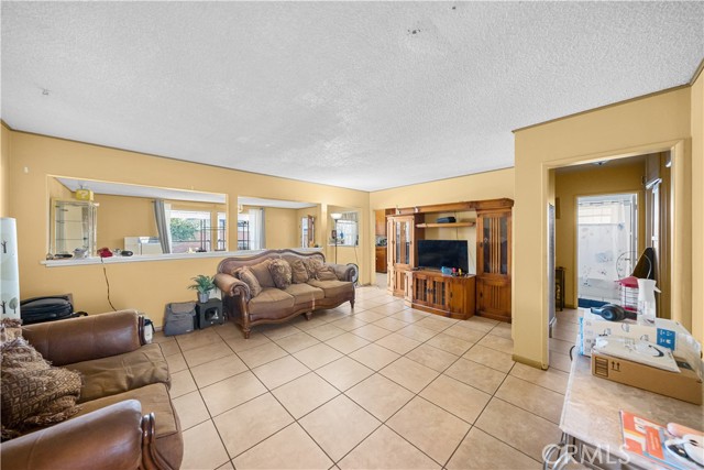 10643 Orr And Day Road photo 5
