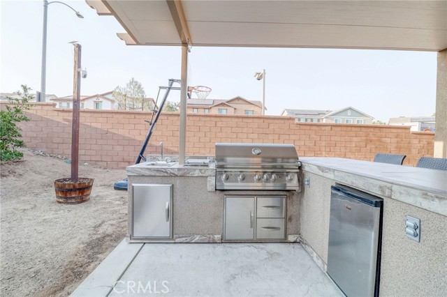 12805 Wainwright, Moreno Valley CA: https://media.crmls.org/medias/95ade02a-4fa6-4225-882b-21c553dd6059.jpg