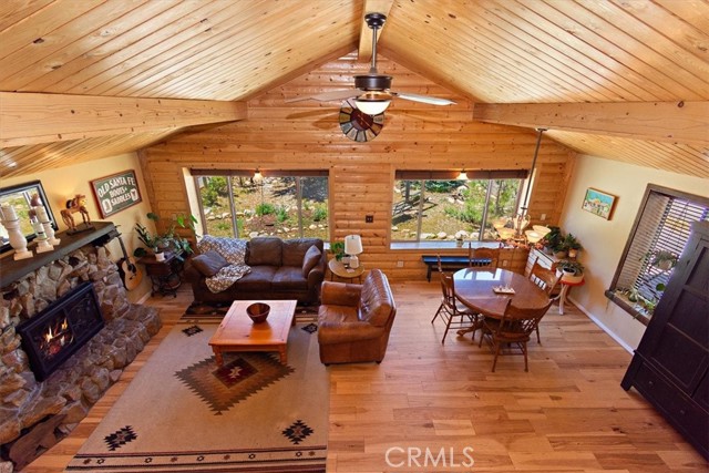 Detail Gallery Image 20 of 38 For 227 Santa Barbara Ave, Sugarloaf,  CA 92386 - 3 Beds | 2 Baths
