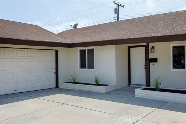 Image 3 for 17171 Rotterdam Ln, Huntington Beach, CA 92647