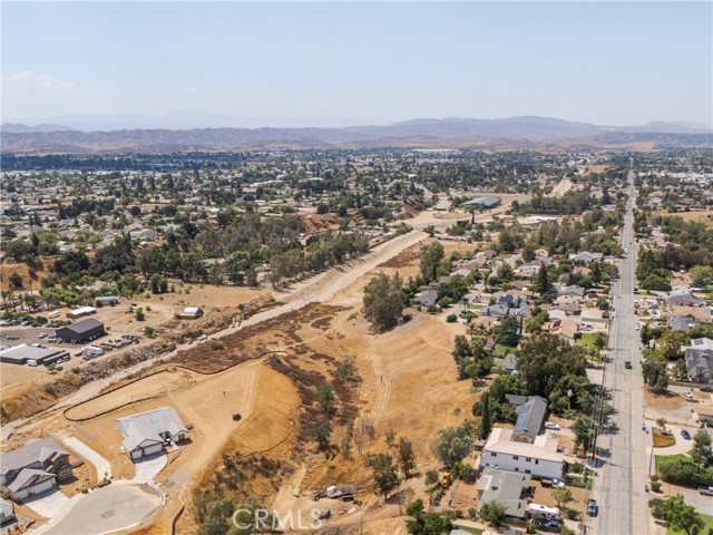 35525 Wildwood Canyon Rd, Yucaipa CA: https://media.crmls.org/medias/95b01b4f-4527-4e82-8aa4-91e856cc00c9.jpg