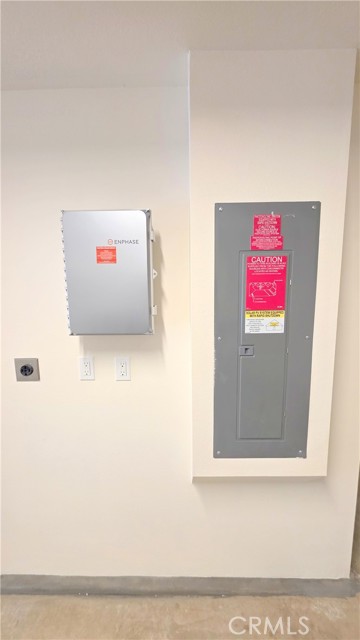 Detail Gallery Image 31 of 39 For 12951 Paradiso Dr #107,  Corona,  CA 92880 - 3 Beds | 3/1 Baths