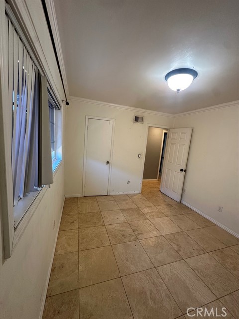 15926 Napa Street, North Hills CA: https://media.crmls.org/medias/95b09224-f7bf-4a68-8ee9-bcdc4b9a2a22.jpg