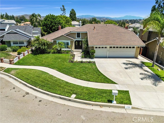 Detail Gallery Image 8 of 47 For 1725 N Williamsburg St, Orange,  CA 92867 - 4 Beds | 2/1 Baths