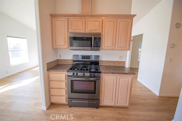 Detail Gallery Image 12 of 25 For 1701 S Thornburg #40,  Santa Maria,  CA 93458 - 2 Beds | 2 Baths