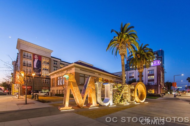 522 S Helena Street, Anaheim CA: https://media.crmls.org/medias/95b29ce2-438c-45ba-a404-329ef3c7e89e.jpg