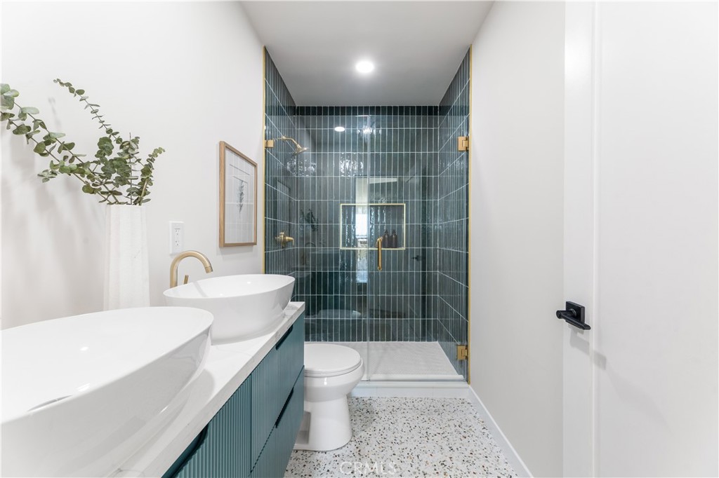 MLS #DW25251939 image #12