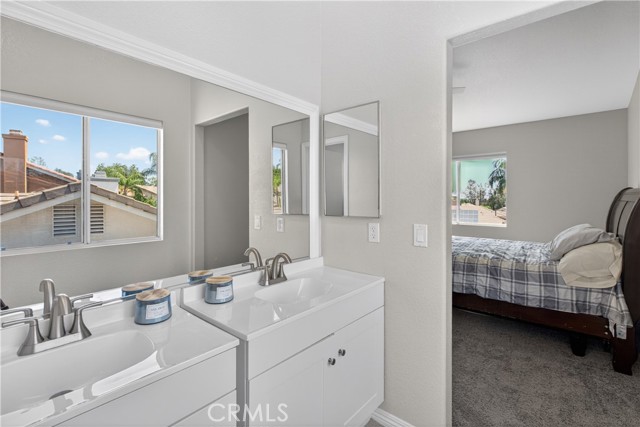 29115 Whitegate, Highland CA: https://media.crmls.org/medias/95b2ed19-c705-4cc4-9ed0-4b445e1550d9.jpg