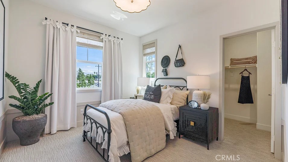 MLS #OC25268508 image #18