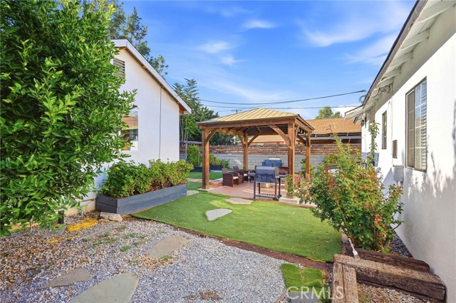 7453 Blewett Avenue photo 26