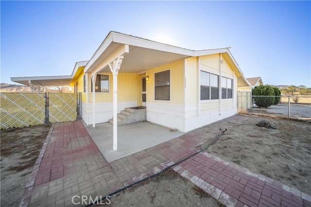 Detail Gallery Image 2 of 27 For 6080 Stardust Ave, Rosamond,  CA 93560 - 3 Beds | 2 Baths