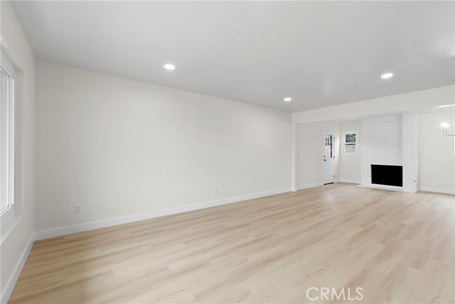 Detail Gallery Image 7 of 27 For 501 Palmer Dr, Hemet,  CA 92543 - 2 Beds | 2 Baths