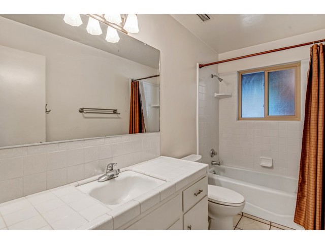5400 Carrizo Road, Atascadero CA: https://media.crmls.org/medias/95b4c04d-09c8-42ec-8841-67c836f8b38a.jpg
