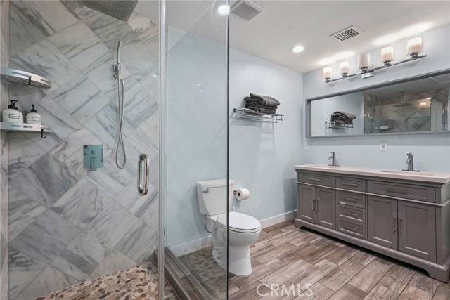 4941 Catamaran Street, Oxnard CA: https://media.crmls.org/medias/95b549cc-aafd-4018-9b85-910e6941b753.jpg