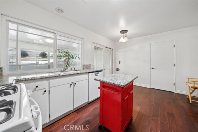 Detail Gallery Image 11 of 49 For 26311 Green Terrace Dr, Newhall,  CA 91321 - 3 Beds | 2 Baths