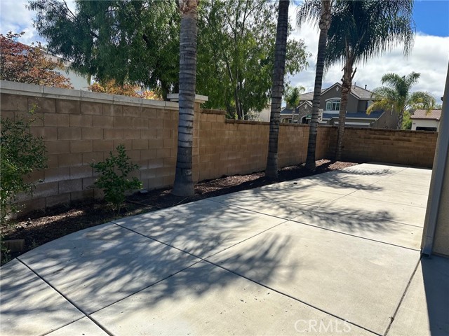 Detail Gallery Image 18 of 47 For 33564 Blue Water Way, Temecula,  CA 92592 - 4 Beds | 3 Baths