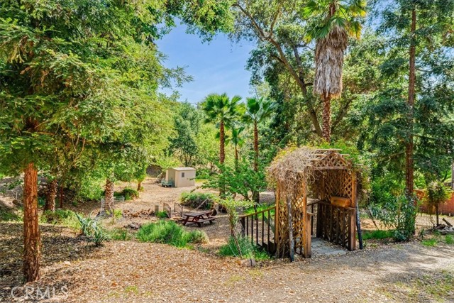 5200 Ardilla Avenue, Atascadero CA: https://media.crmls.org/medias/95b6549e-a585-493b-80b4-d969f2461f4e.jpg