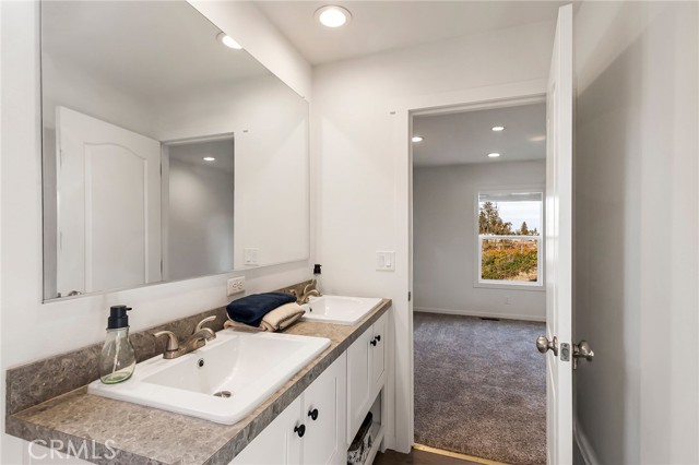 1562 Hemlock Lane, Paradise CA: https://media.crmls.org/medias/95b70b86-5f37-457d-99dc-4994615e2a38.jpg