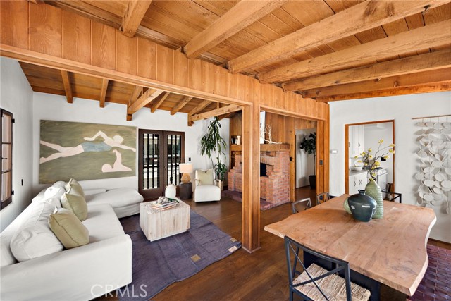 606 Avenida Victoria, San Clemente CA: https://media.crmls.org/medias/95b8cf51-29a6-4ce8-8ede-c507f0aff661.jpg