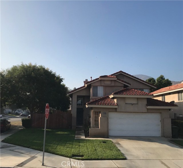 15489 Aveiro Rd, Fontana, CA 92337