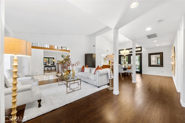 1111 Camino Del Cerritos, San Dimas CA: https://media.crmls.org/medias/95b97086-089e-4fa6-83a8-a7eeee46be2b.jpg