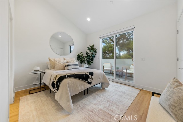 Detail Gallery Image 16 of 34 For 3306 Aria Ln, Los Angeles,  CA 90034 - 3 Beds | 3/1 Baths