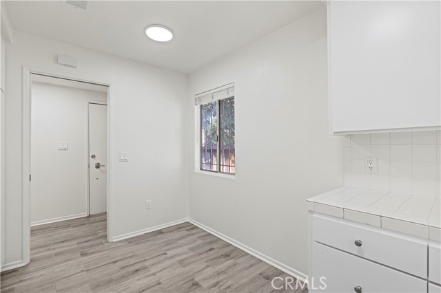 Detail Gallery Image 21 of 55 For 18900 Ledan St, Northridge,  CA 91324 - 4 Beds | 2 Baths