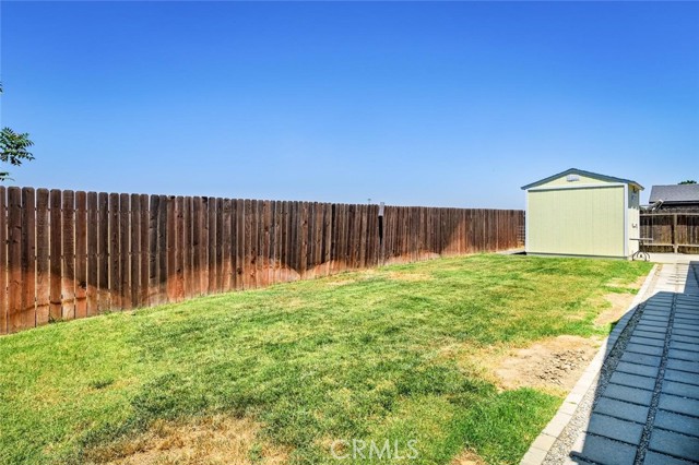 Detail Gallery Image 20 of 24 For 399 Barcelona Dr, Lemoore,  CA 93245 - 4 Beds | 2 Baths